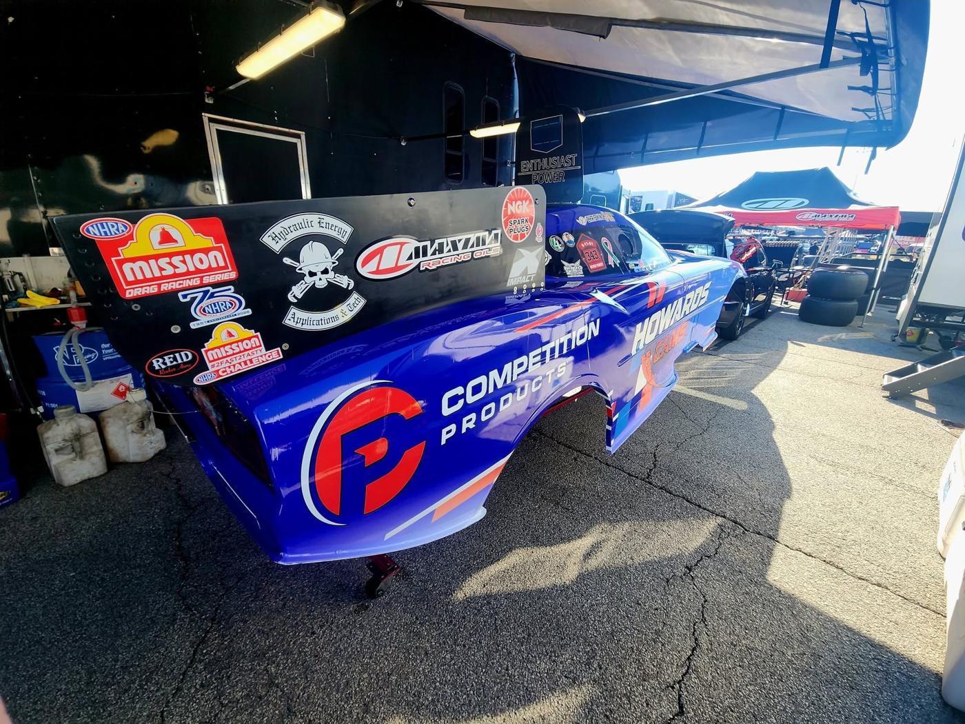 In the pits, Enthusiast Power on the wing, Chris King's #343